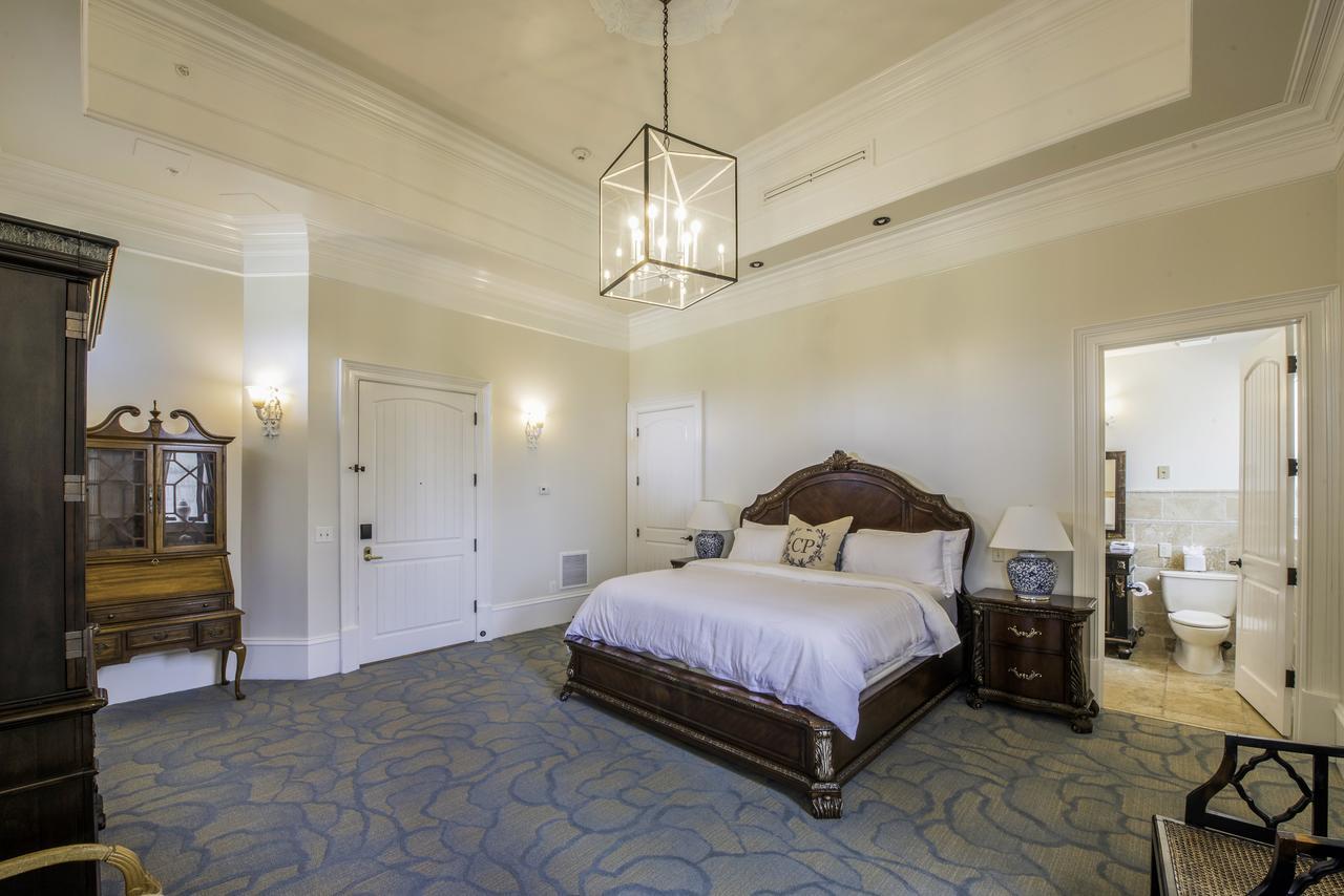 Kentucky Castle Hotel Versailles Luaran gambar